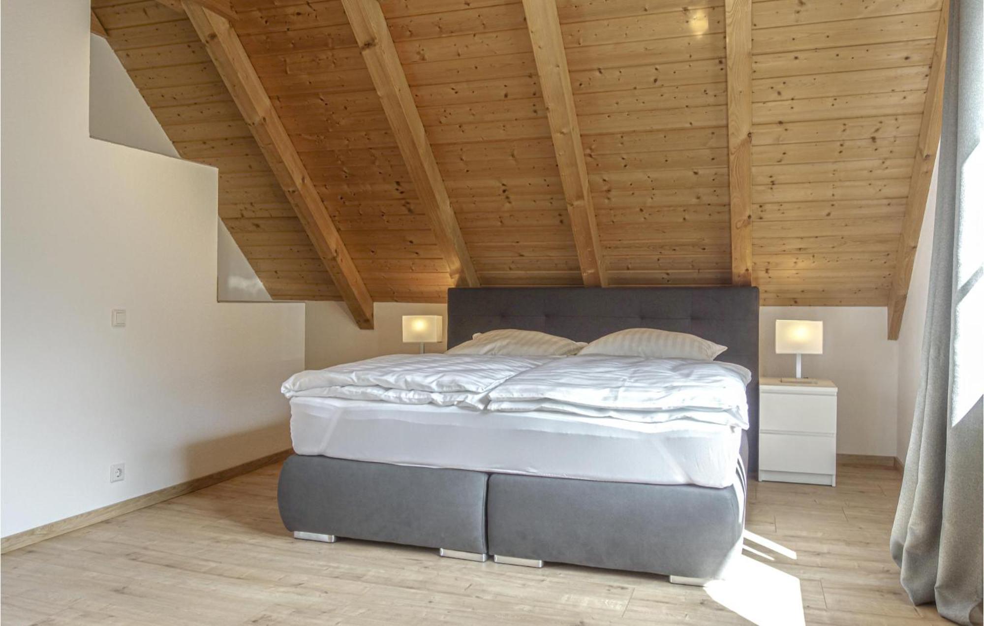 Gorgeous Home In Attendorn With Kitchen Kültér fotó
